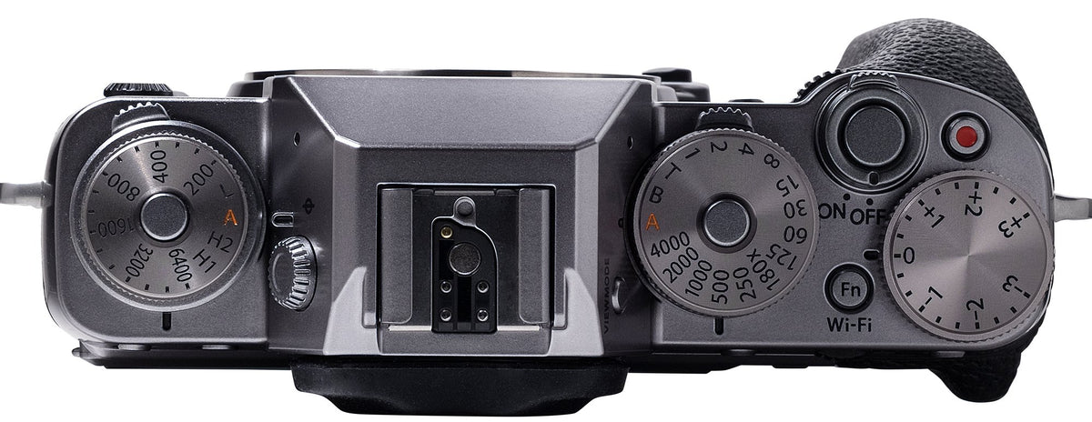 16MP Compact System Camera with 3.0-Inch LCD Body Only Silver B706753